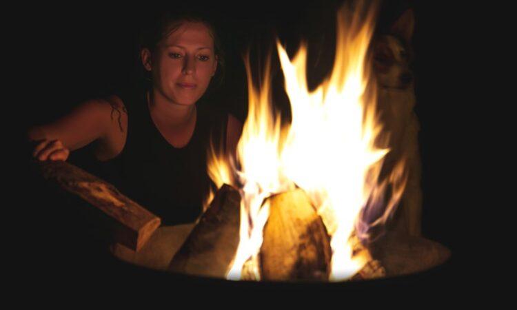 Zu sehen ist Beitragsbild 1 zum Thema: Der romantische Zauber von Feuerschalen