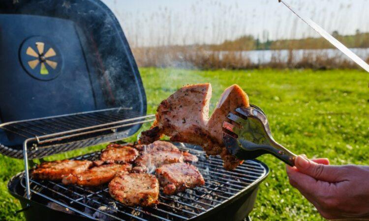 Zu sehen ist Beitragsbild 1 zum Thema: So gelingt der perfekte Start in die Grillsaison 2026